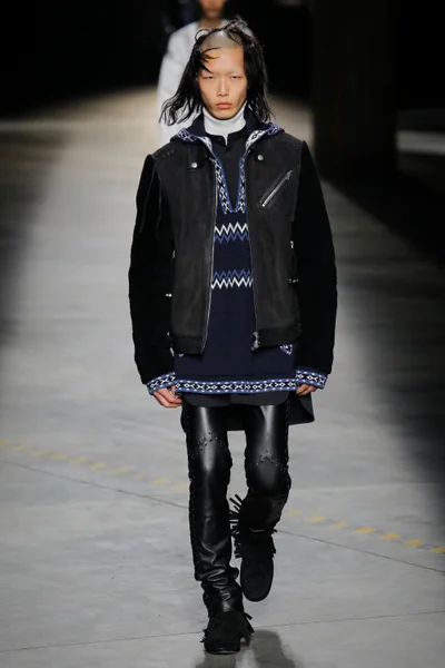 Look 5